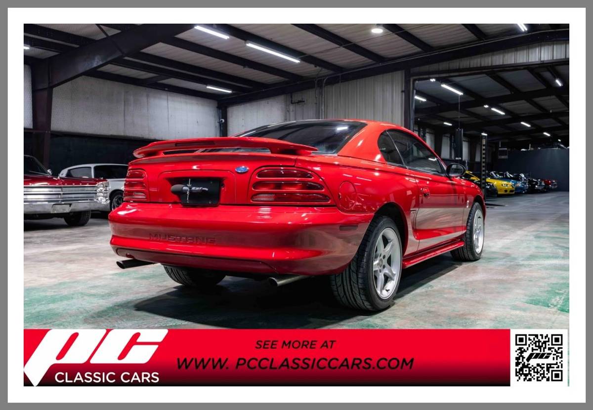 Ford-Mustang-svt-cobra-1994-red-92978-1