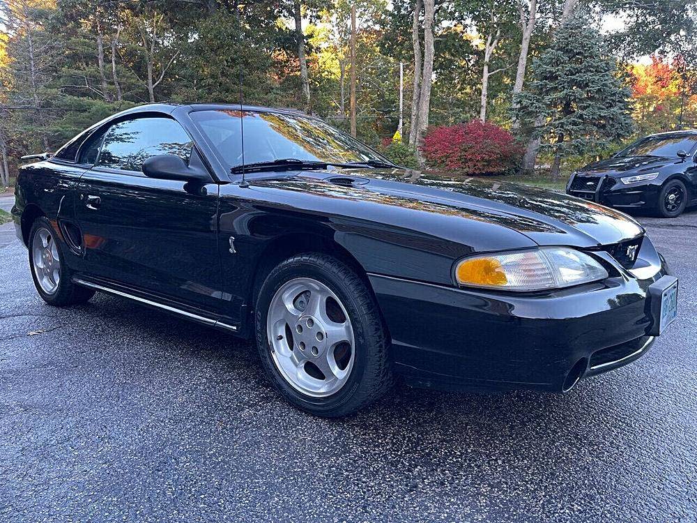 Ford-Mustang-svt-cobra-1995-black-96399-16