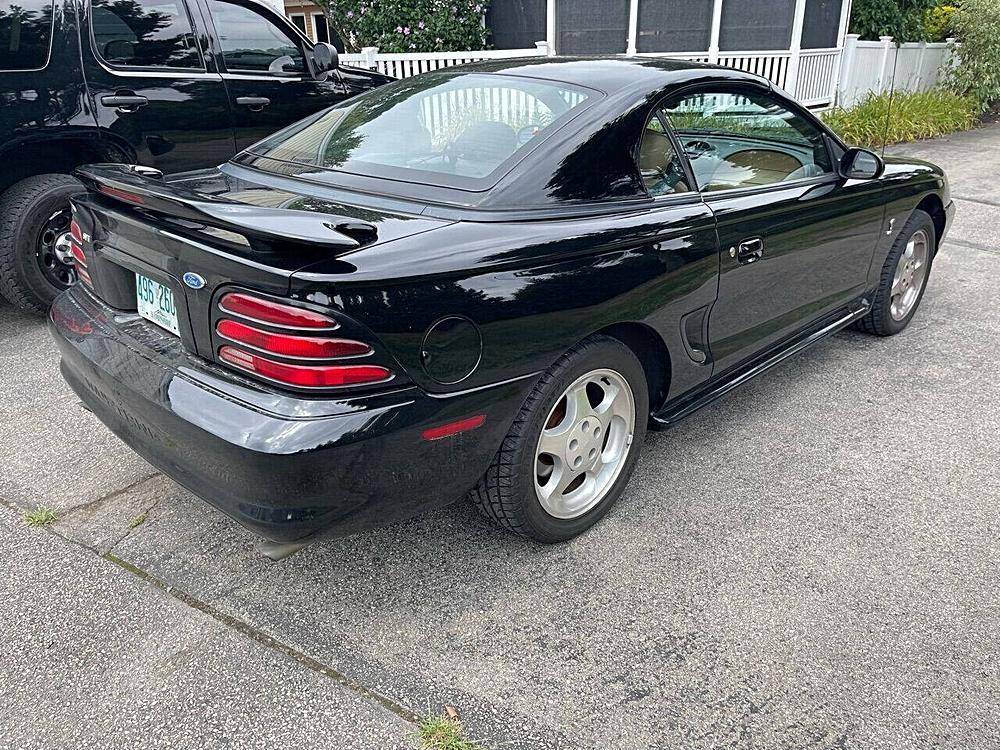 Ford-Mustang-svt-cobra-1995-black-96399-21