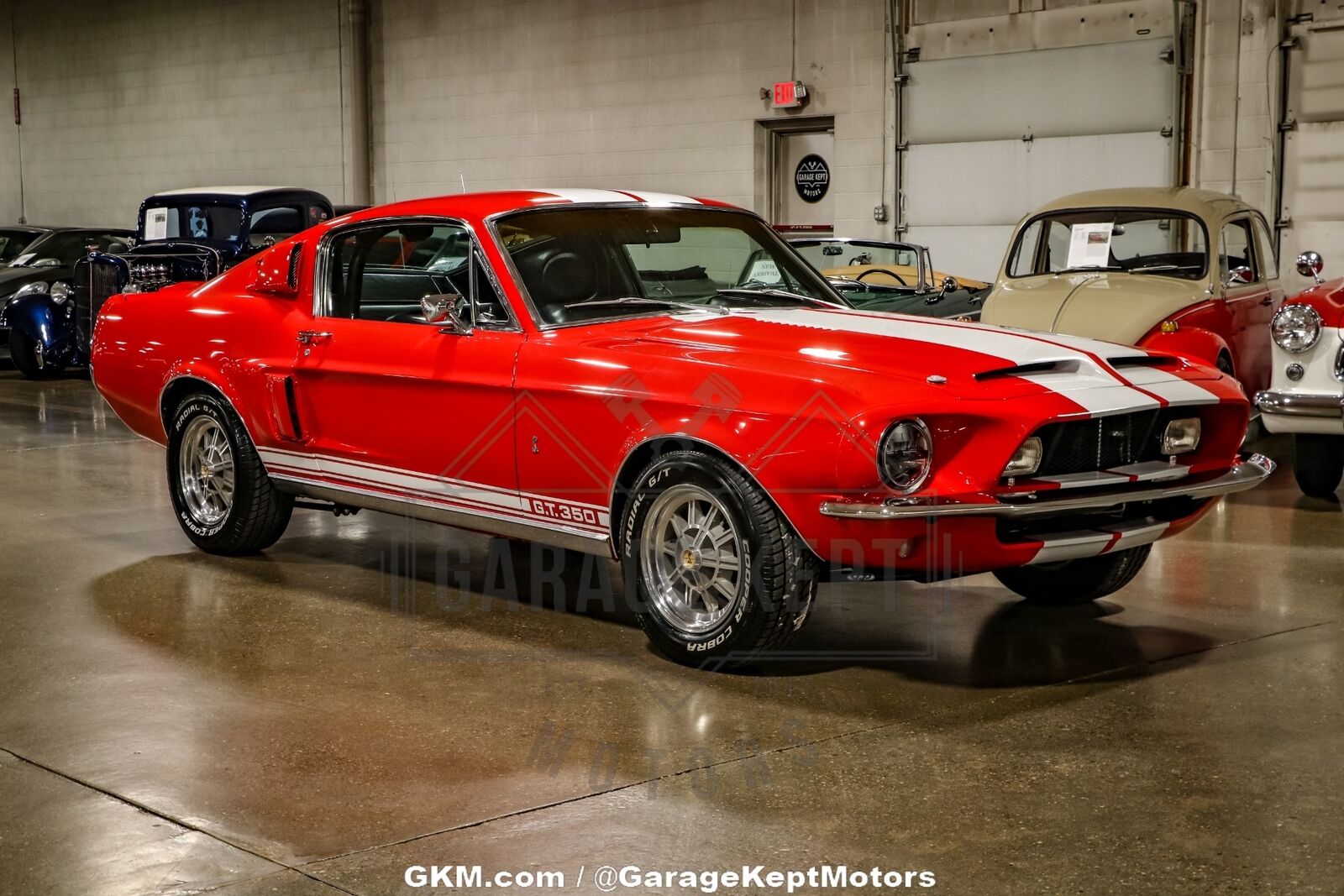 Ford-Mutang-Coupe-1967-Red-Black-277-11