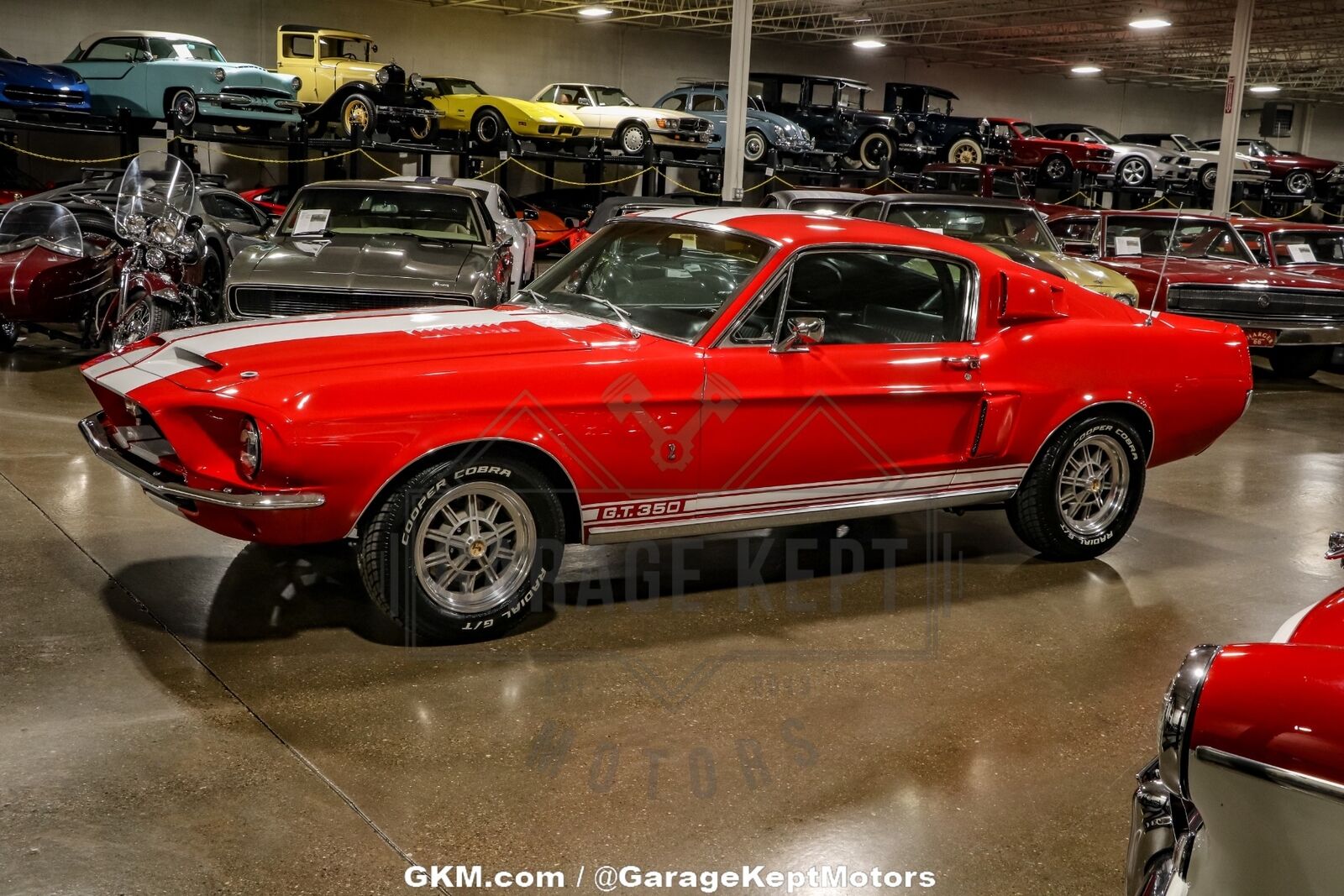 Ford-Mutang-Coupe-1967-Red-Black-277-3