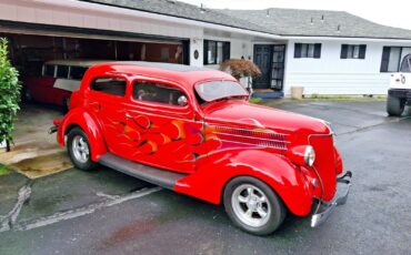 Ford-Other-Berline-1936-Red-19867-18