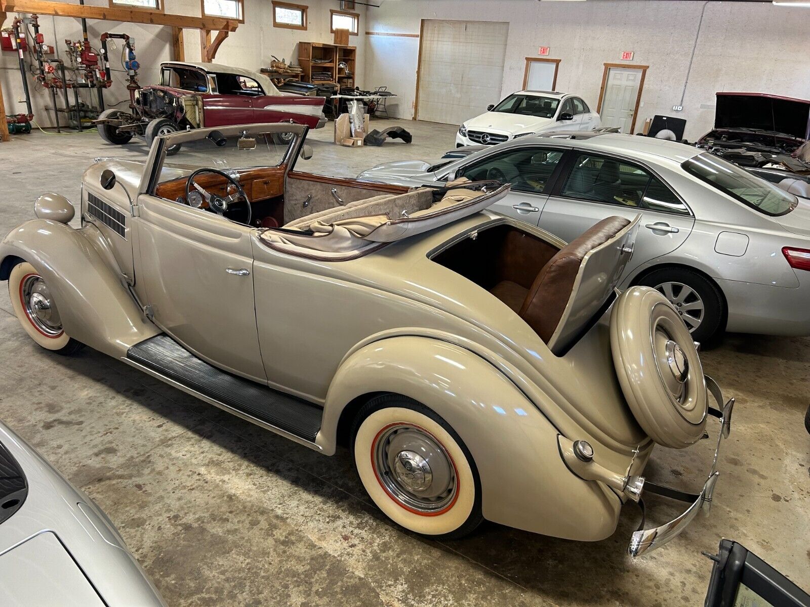 Ford-Other-Cabriolet-1936-Tan-8707-4