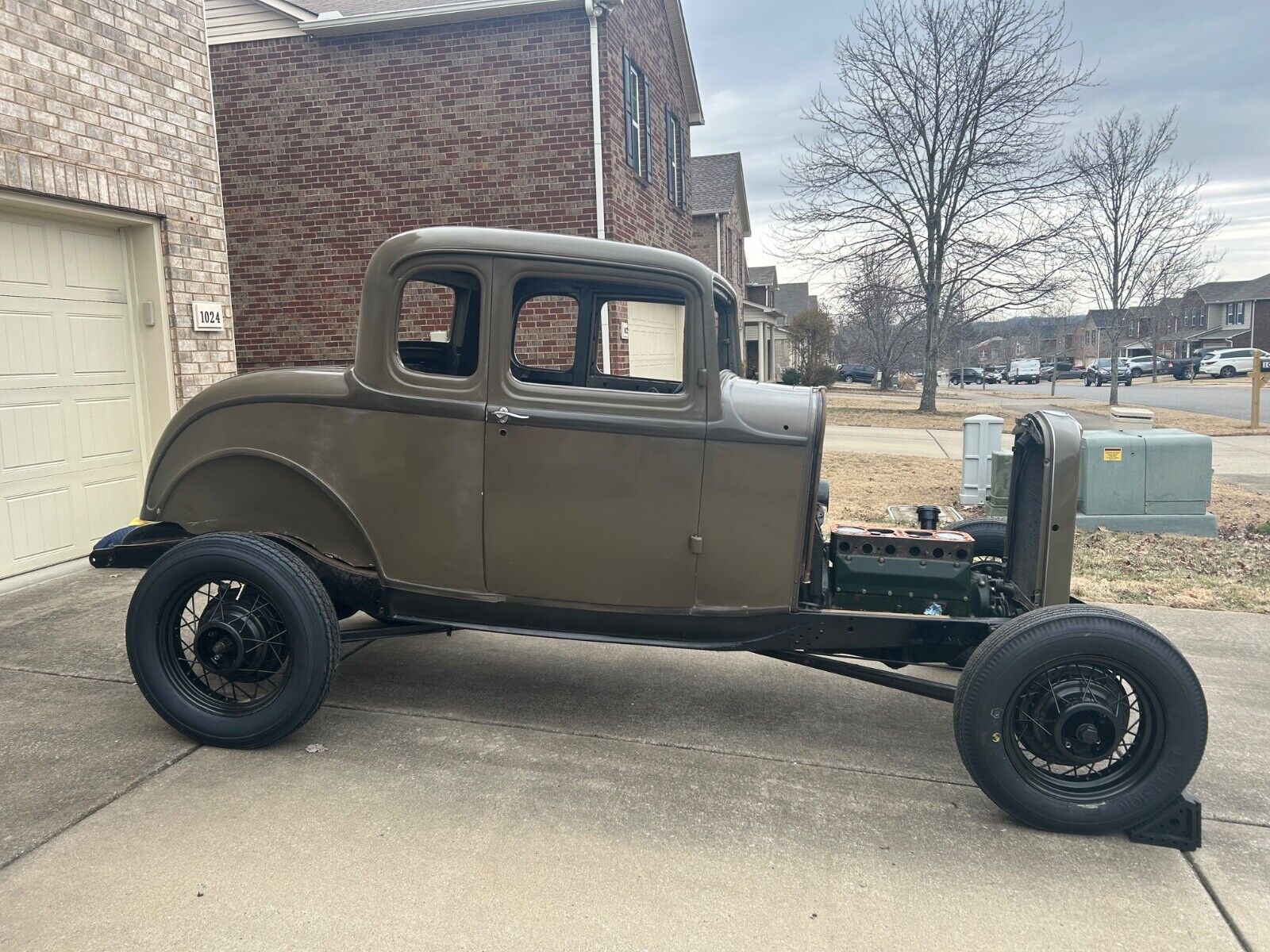 Ford-Other-Coupe-1932-Beige-160934-23