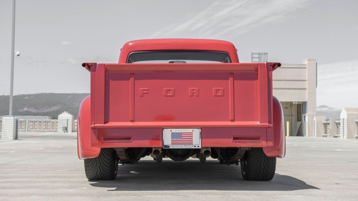 Ford-Other-Pickups-1956-Red-Gray-0-34