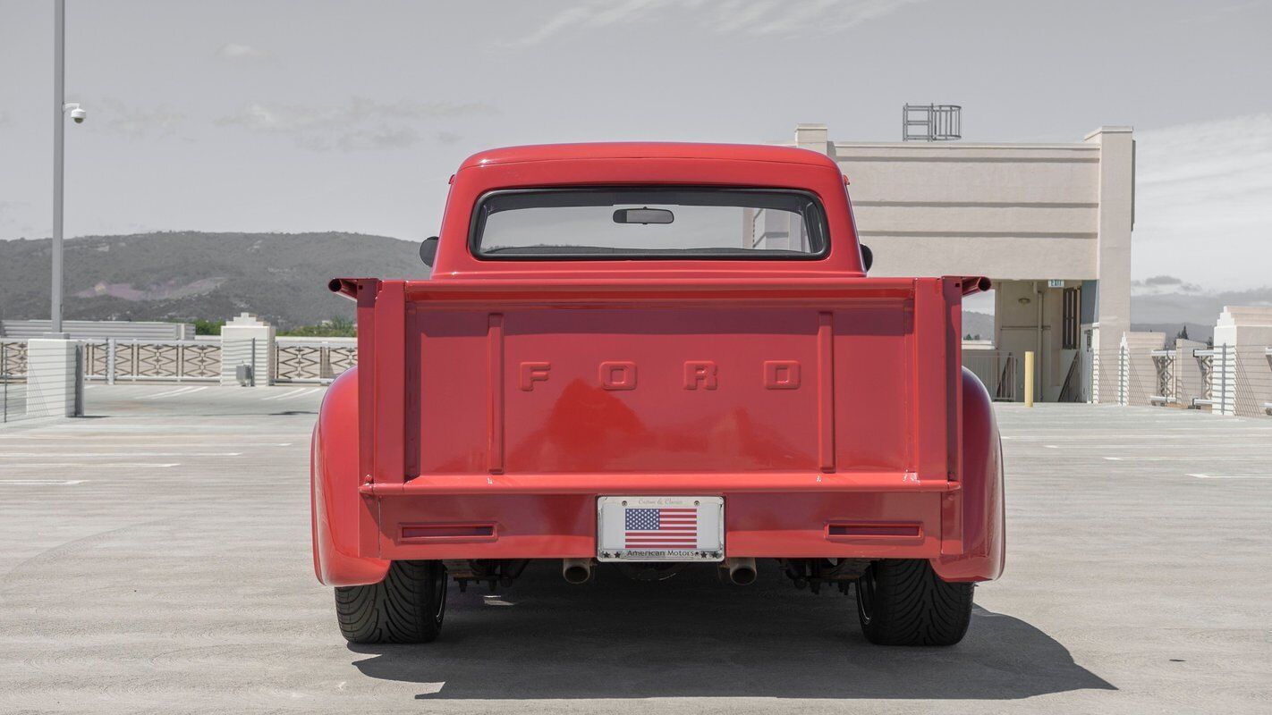 Ford-Other-Pickups-1956-Red-Gray-0-36