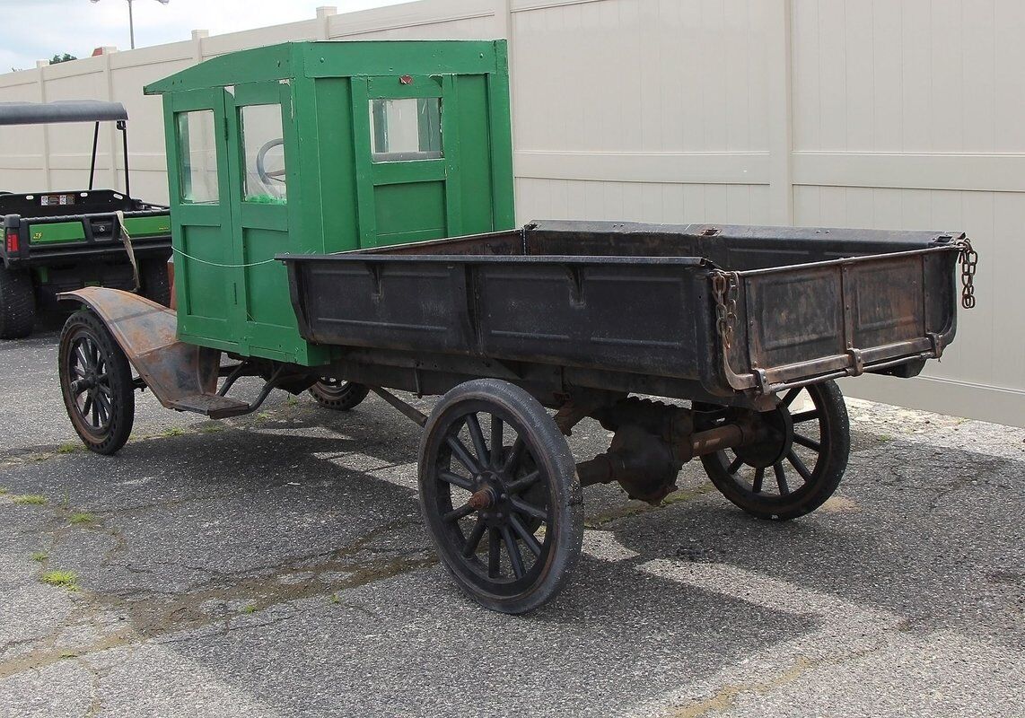 Ford-Other-Pickups-Pickup-1925-Green-Black-0-2