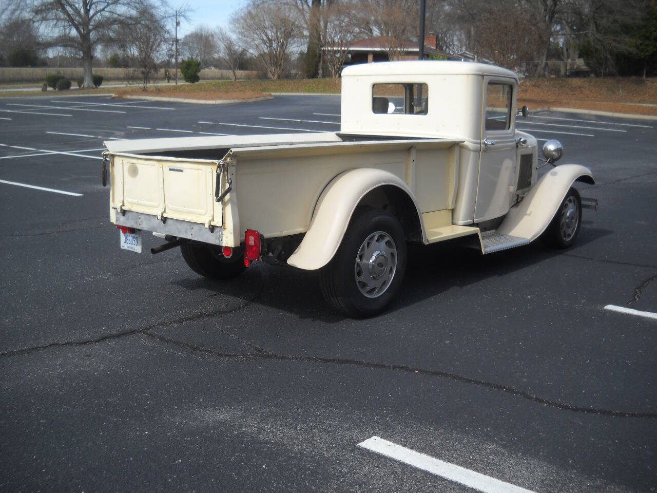 Ford-Other-Pickups-Pickup-1932-Beige-Black-9012-2