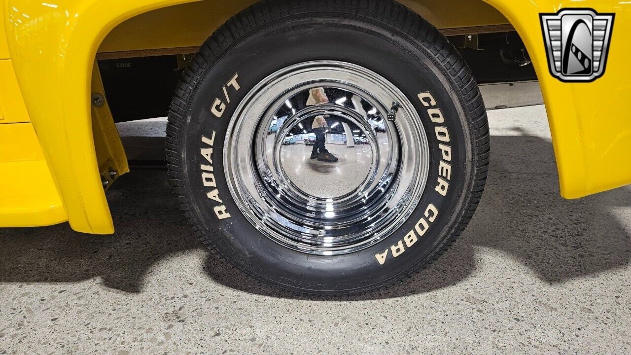 Ford-Other-Pickups-Pickup-1956-Yellow-Tan-409-7