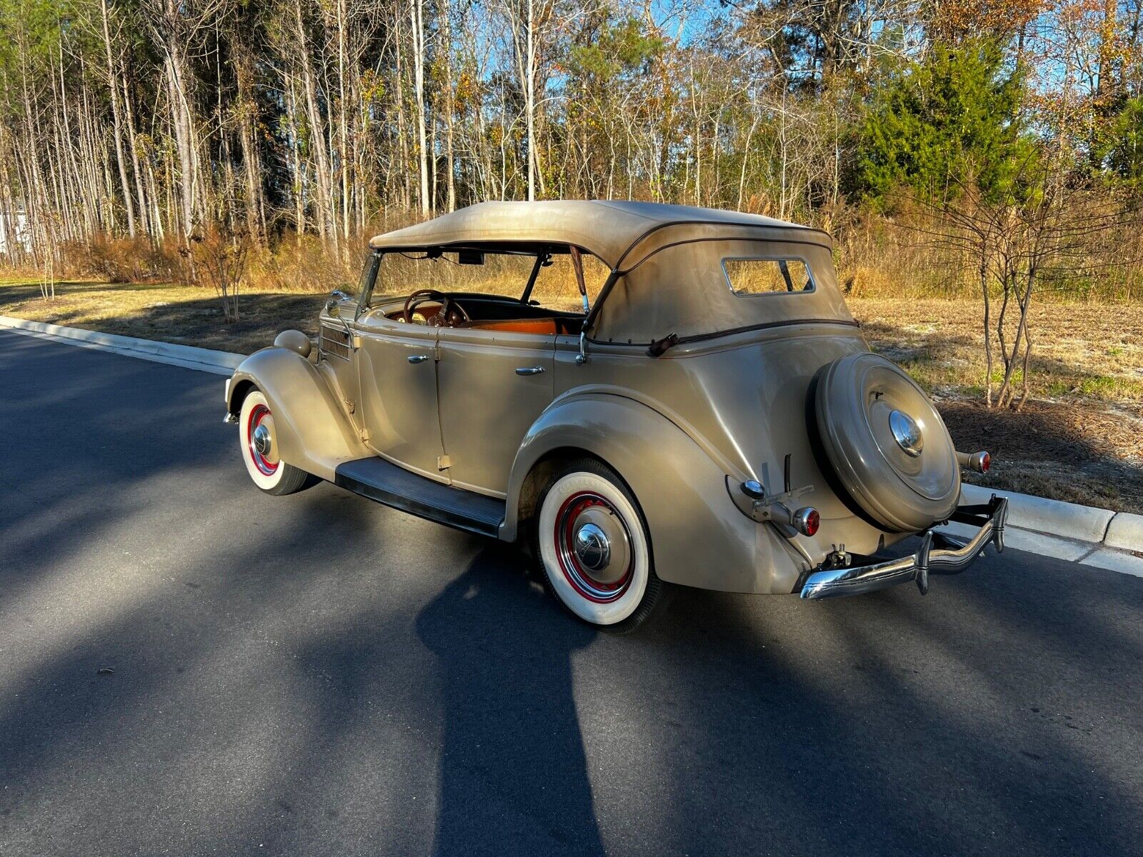 Ford-Phaeton-convertible-Cabriolet-1936-Beige-62386-5