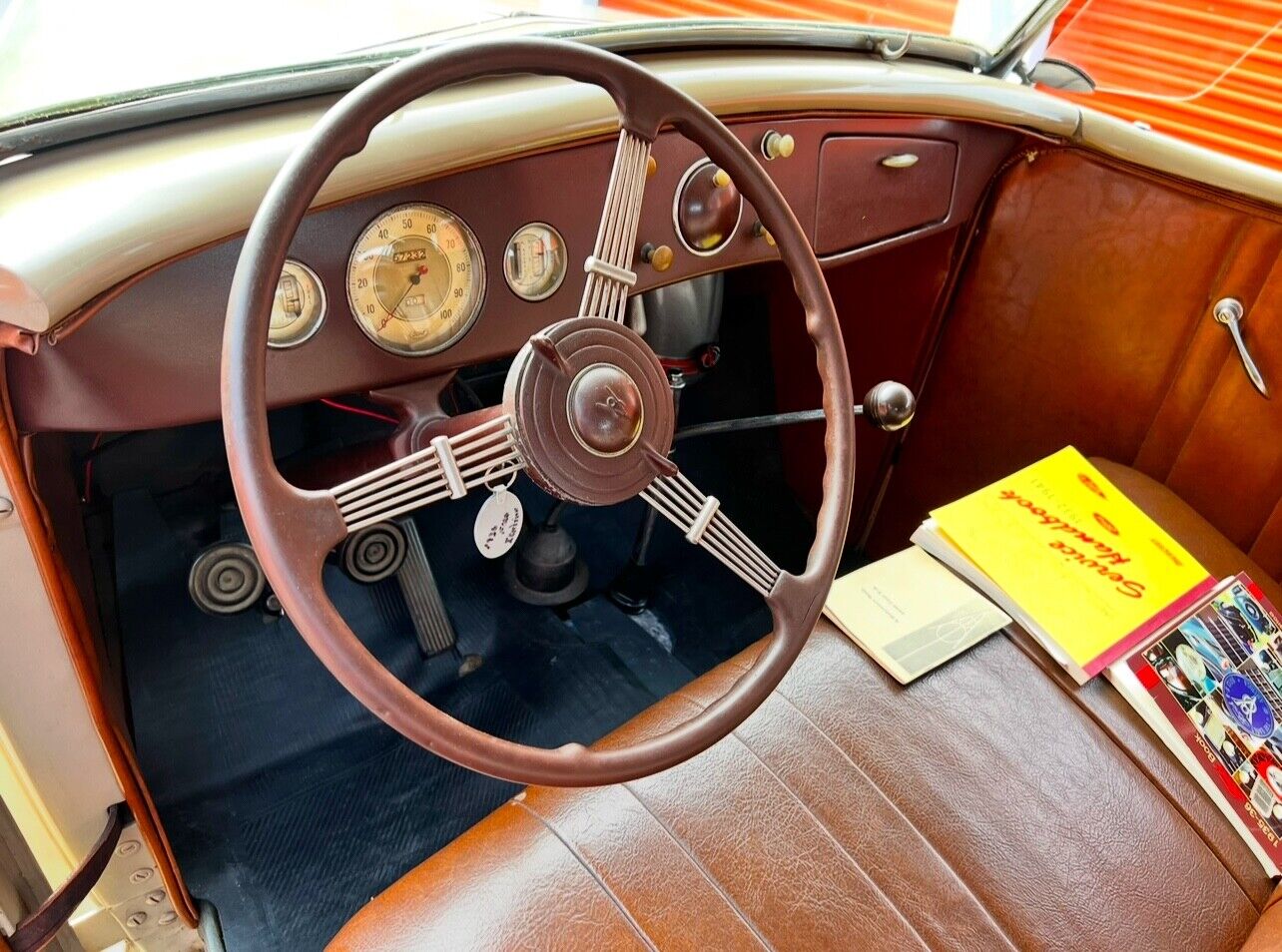 Ford-Phaeton-convertible-Cabriolet-1936-Beige-62386-7