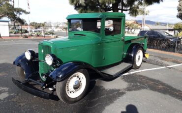 Ford-Pickup-1932-72-3