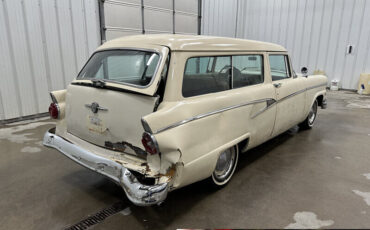 Ford-Ranch-Wagon-1956-Cream-na-12769-3