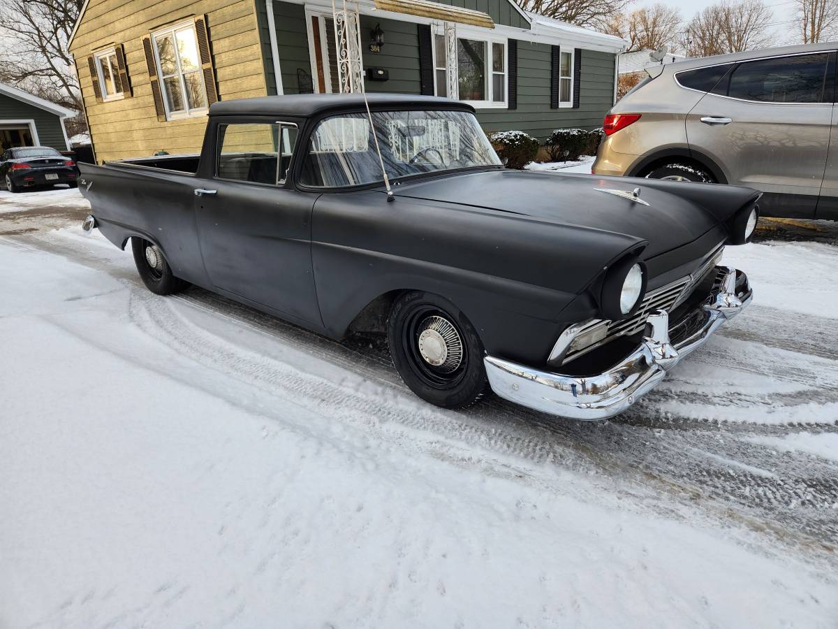 Ford-Ranchero-1957-black-105129-1