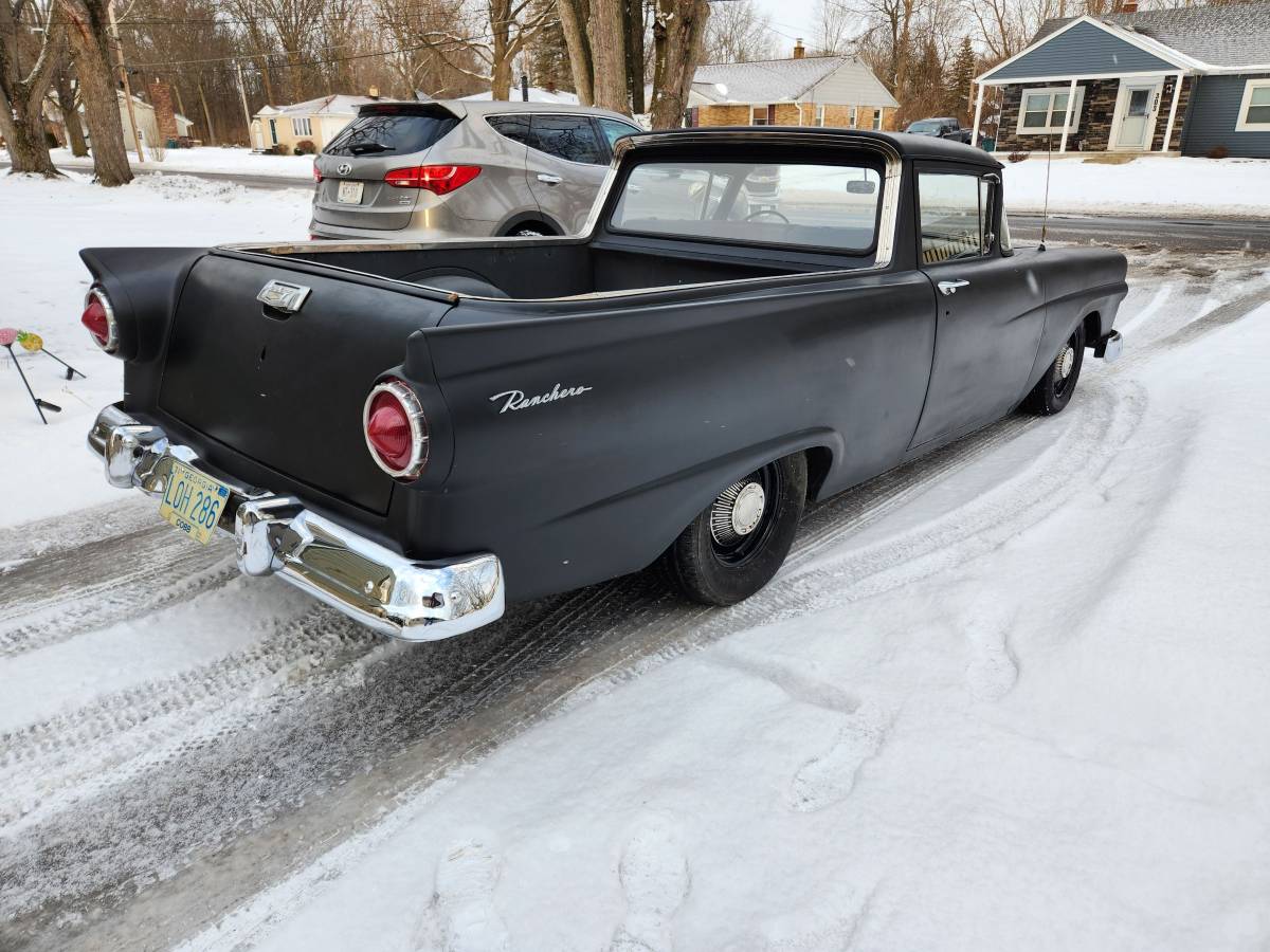 Ford-Ranchero-1957-black-105129-2