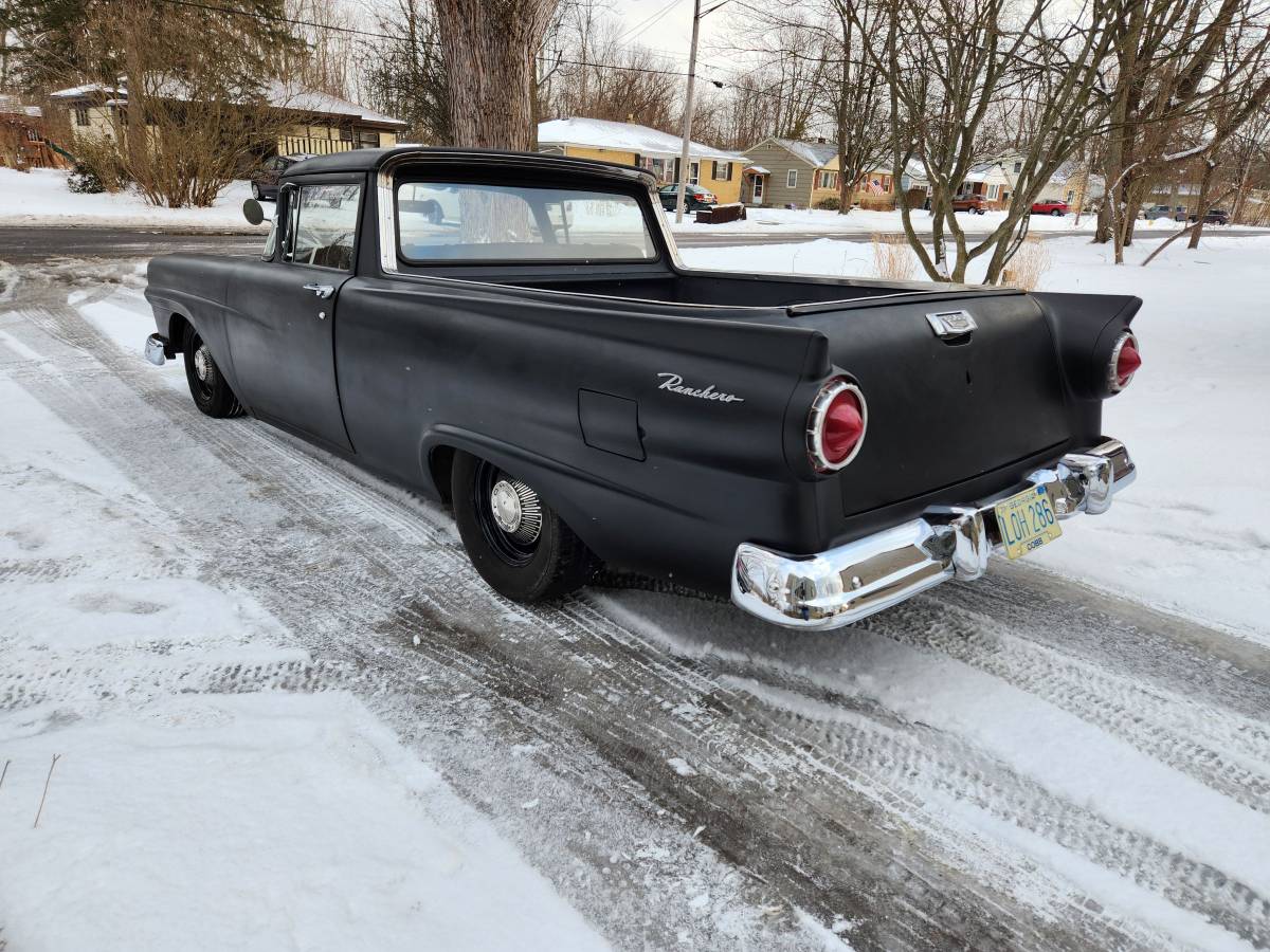 Ford-Ranchero-1957-black-105129-3