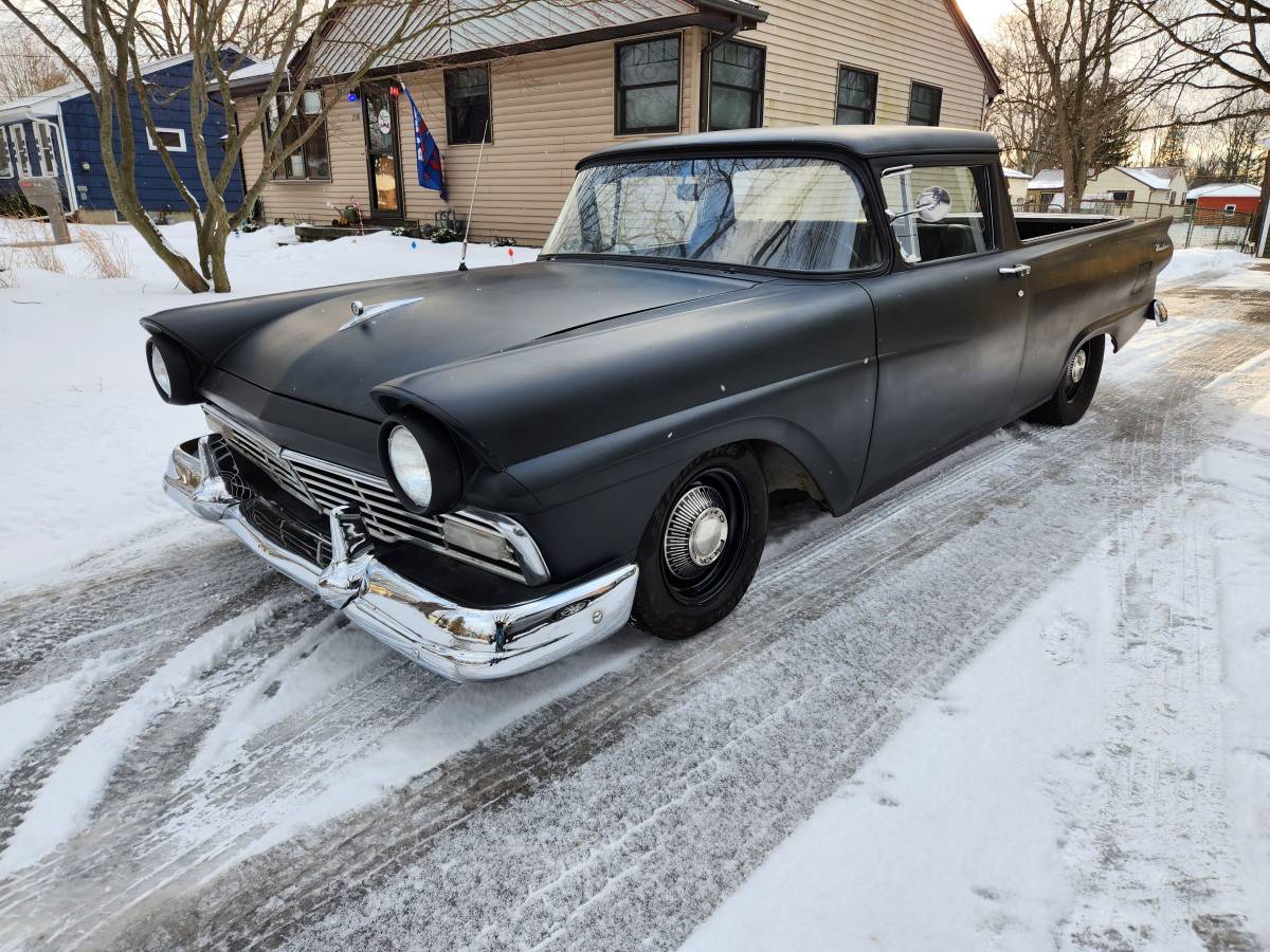 Ford-Ranchero-1957-black-105129