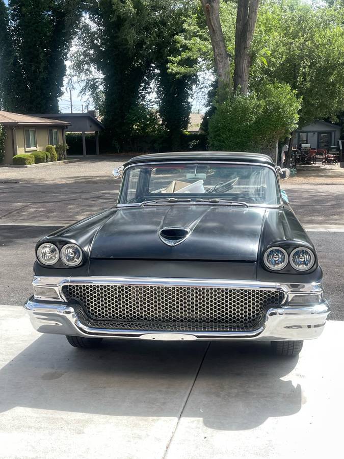 Ford-Ranchero-1958-black-563-2