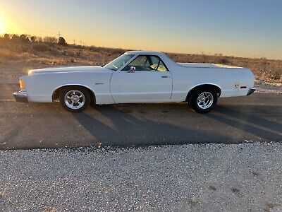 Ford-Ranchero-1979-White-87421-9