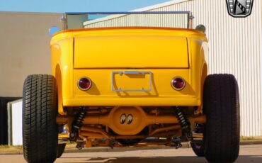 Ford-Roadster-1932-Yellow-Gray-20785-4