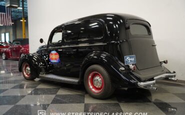 Ford-Sedan-Delivery-Break-1939-Black-Tan-1098-6