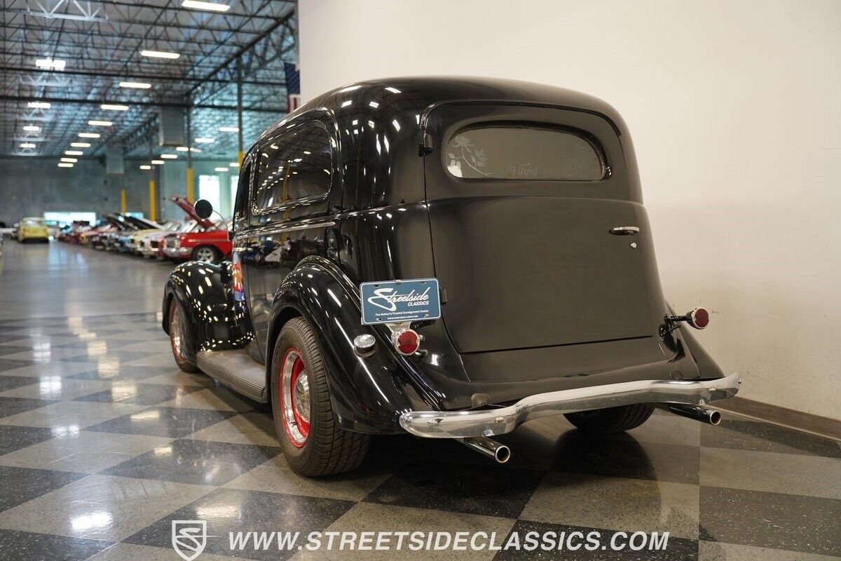 Ford-Sedan-Delivery-Break-1939-Black-Tan-1098-7