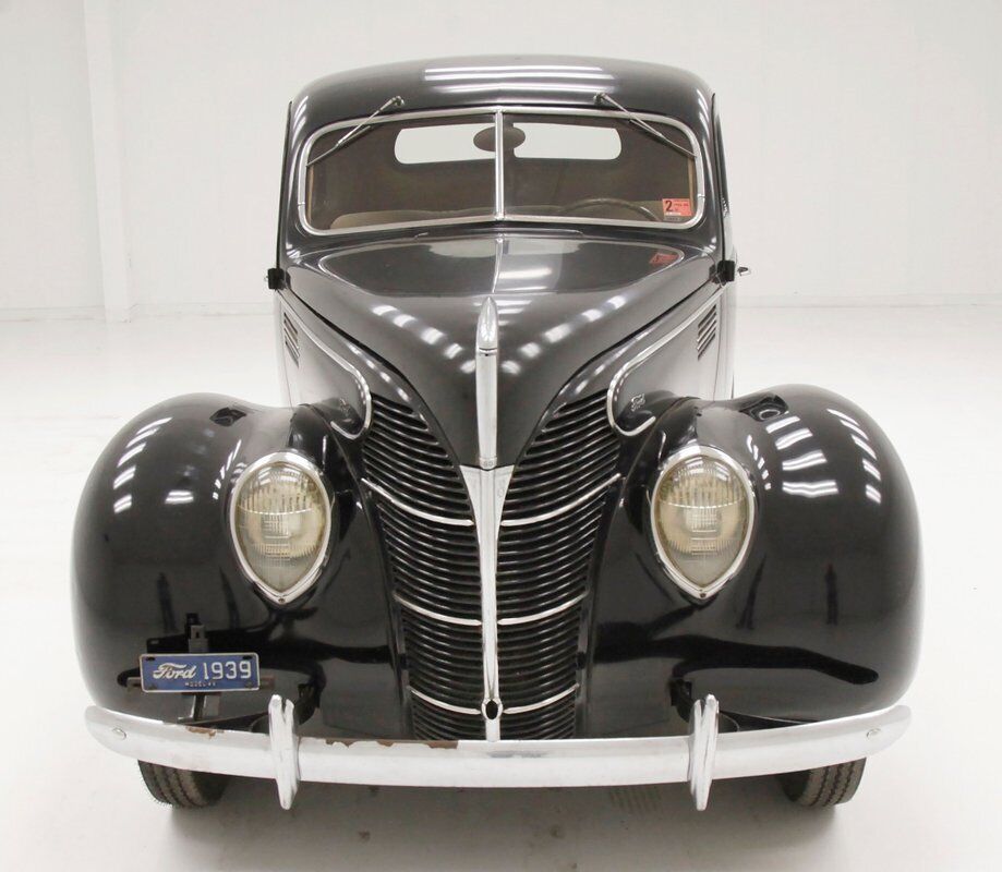 Ford-Standard-Coupe-1939-Black-Tan-96570-6