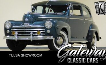 Ford-Super-Deluxe-1947-Blue-Gray-155089