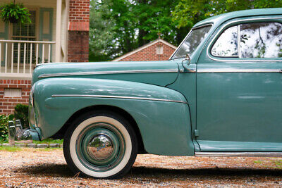 Ford-Super-Deluxe-Berline-1942-Other-Color-Other-Color-2-3