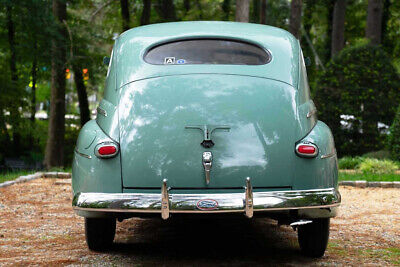 Ford-Super-Deluxe-Berline-1942-Other-Color-Other-Color-2-6