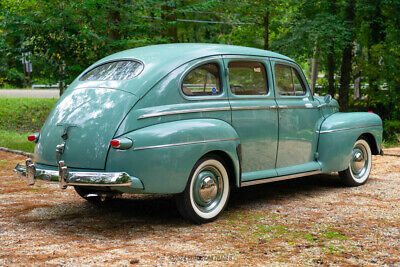 Ford-Super-Deluxe-Berline-1942-Other-Color-Other-Color-2-7