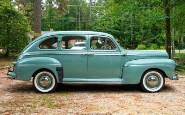 Ford-Super-Deluxe-Berline-1942-Other-Color-Other-Color-2-8