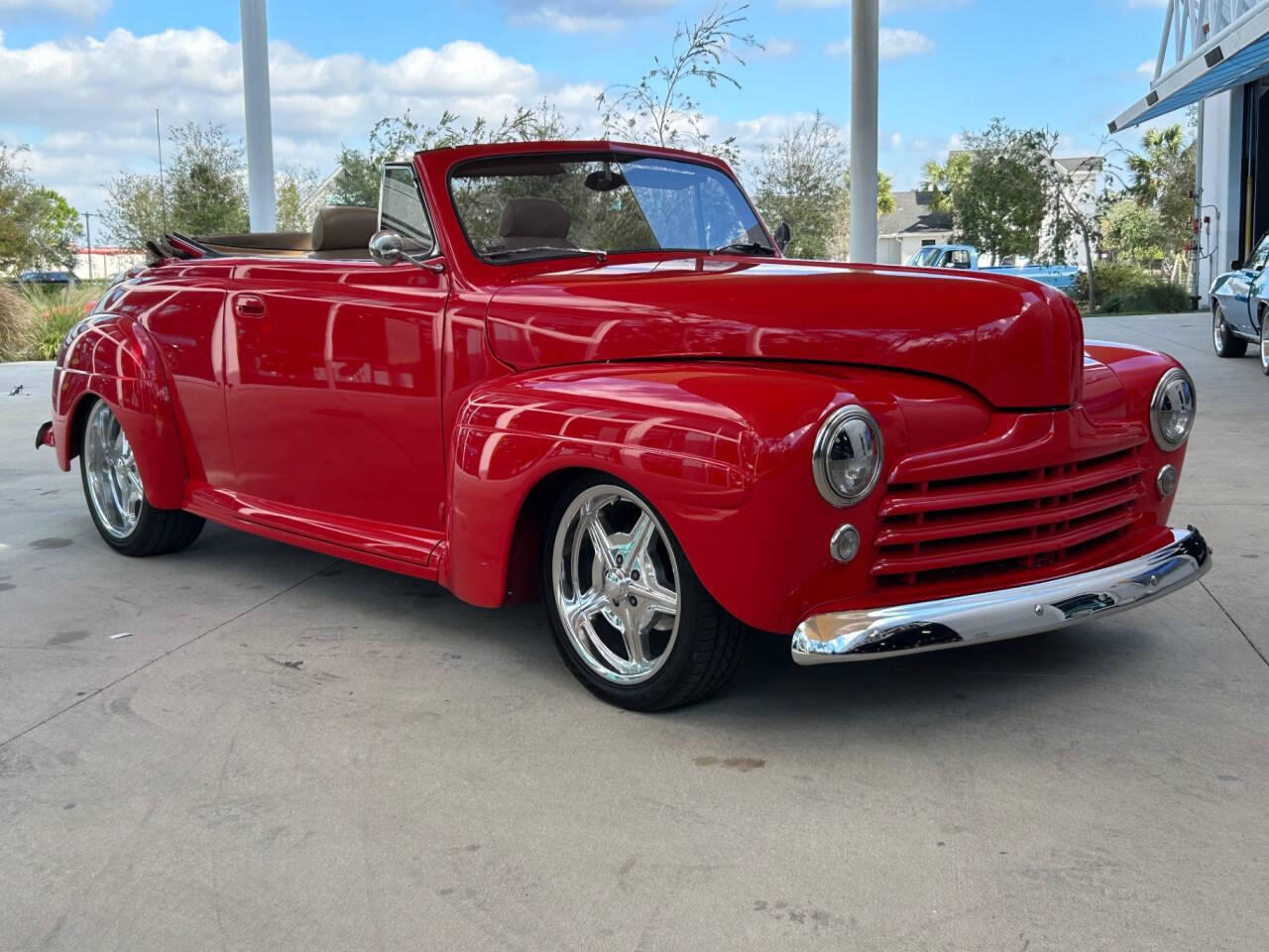 Ford-Super-Deluxe-Break-1947-Red-Beige-1294-2