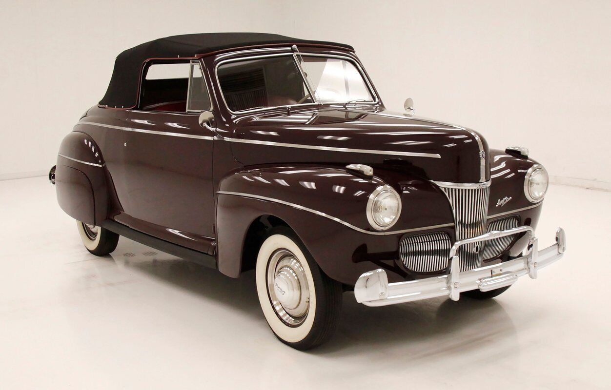 Ford-Super-Deluxe-Cabriolet-1941-Burgundy-Red-1608-8