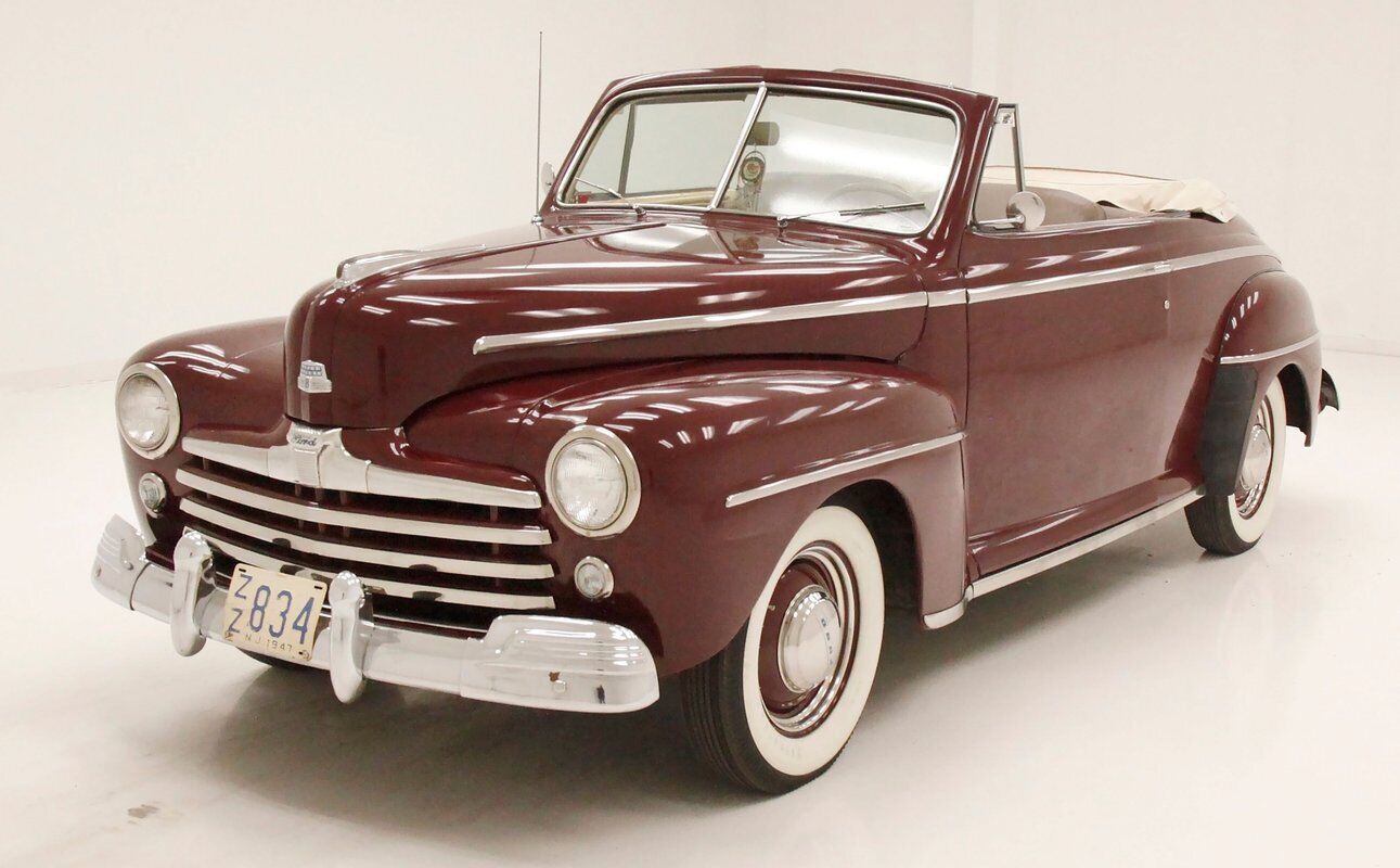 Ford-Super-Deluxe-Cabriolet-1947-Monsoon-Maroon-Saddle-57838-1