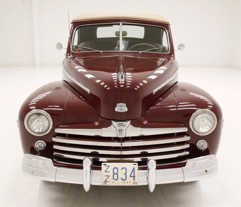 Ford-Super-Deluxe-Cabriolet-1947-Monsoon-Maroon-Saddle-57838-9