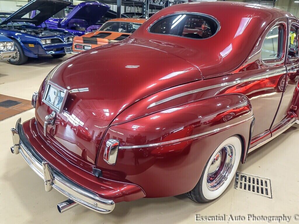 Ford-Super-Deluxe-Coupe-1941-Red-Black-0-9