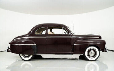 Ford-Super-Deluxe-Coupe-1948-Burgundy-Tan-144736-10