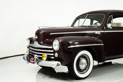 Ford-Super-Deluxe-Coupe-1948-Burgundy-Tan-144736-4