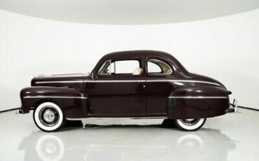 Ford-Super-Deluxe-Coupe-1948-Burgundy-Tan-144736-5