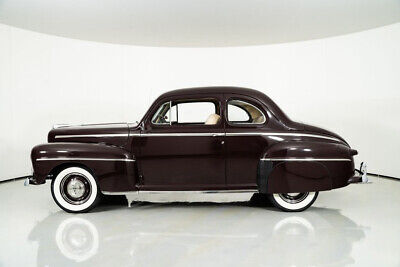 Ford-Super-Deluxe-Coupe-1948-Burgundy-Tan-144736-5