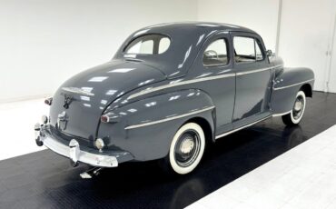 Ford-Super-Deluxe-Coupe-1948-Gray-Tan-4682-4