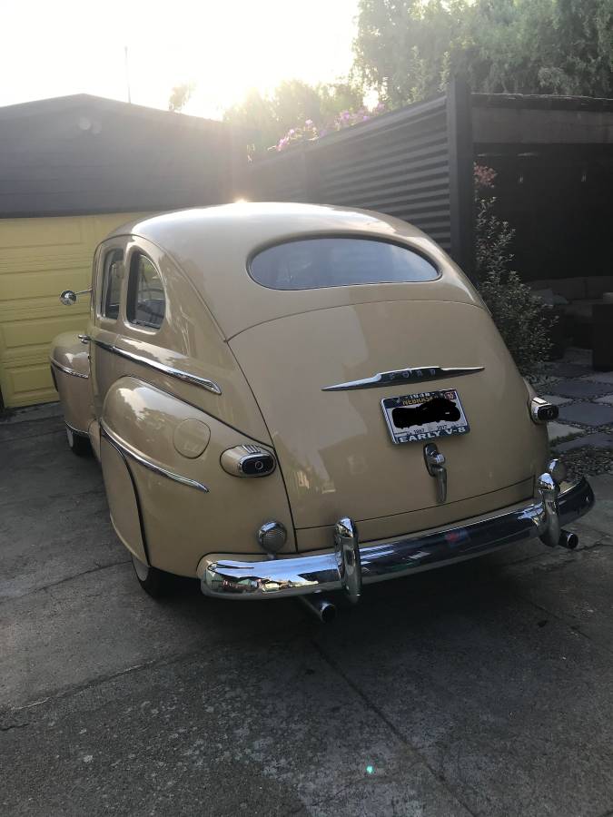 Ford-Super-deluxe-1948-yellow-67592-6