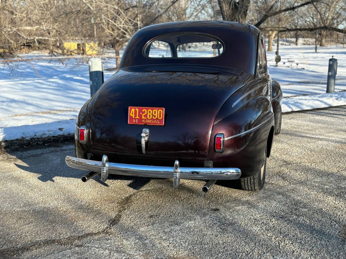 Ford-Super-deluxe-sedan-coupe-1941-black-2029-8