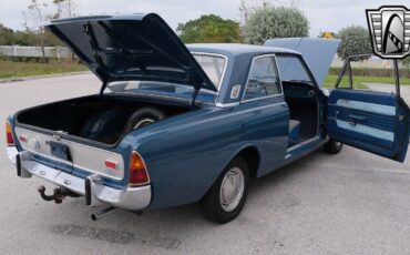 Ford-Taurus-1966-Blue-Blue-41635-11