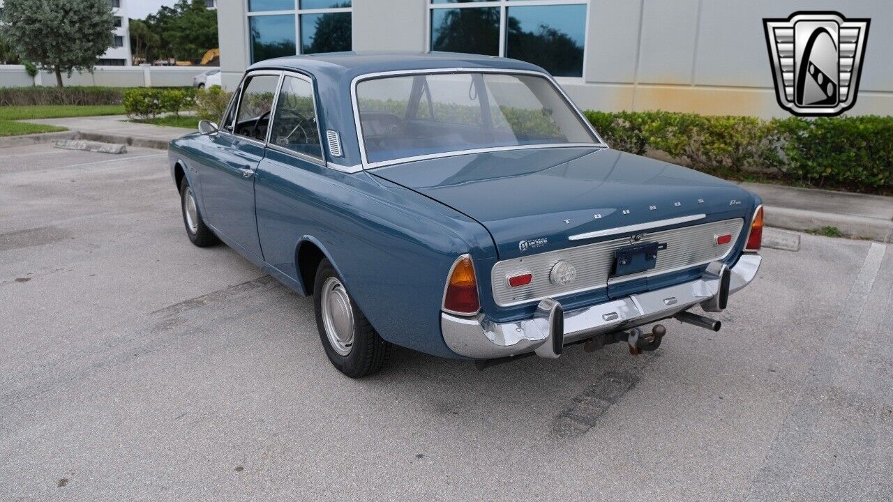 Ford-Taurus-1966-Blue-Blue-41635-5