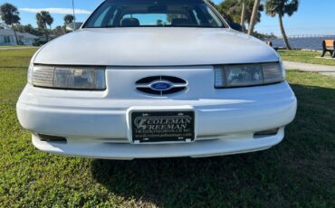 Ford-Taurus-Berline-1994-White-96305-1