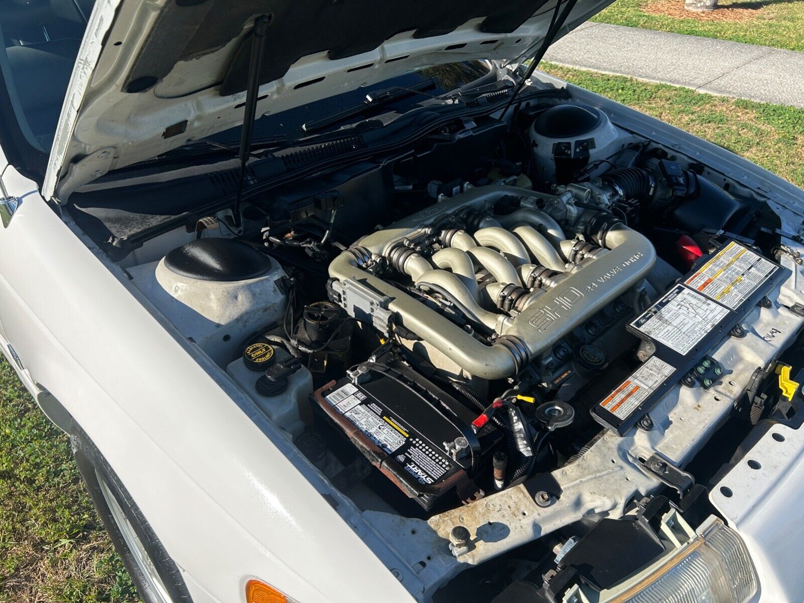 Ford-Taurus-Berline-1994-White-96305-18