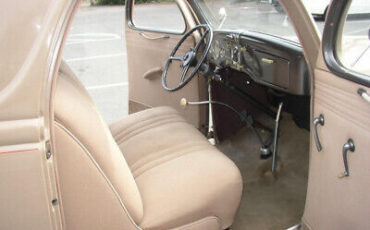 Ford-Three-Window-Coupe-Coupe-1935-Tan-Tan-0-8