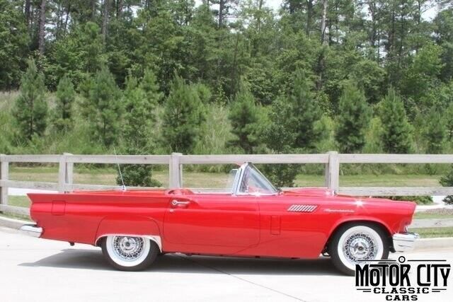 Ford-Thunderbird-1957-Red-30149-1